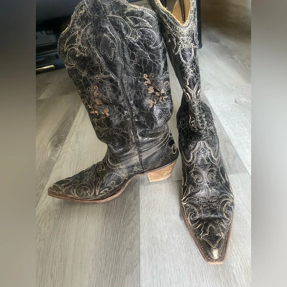 Corral Vintage Black Distressed Leather/Lizard Western Boots - Picture 2 of 8